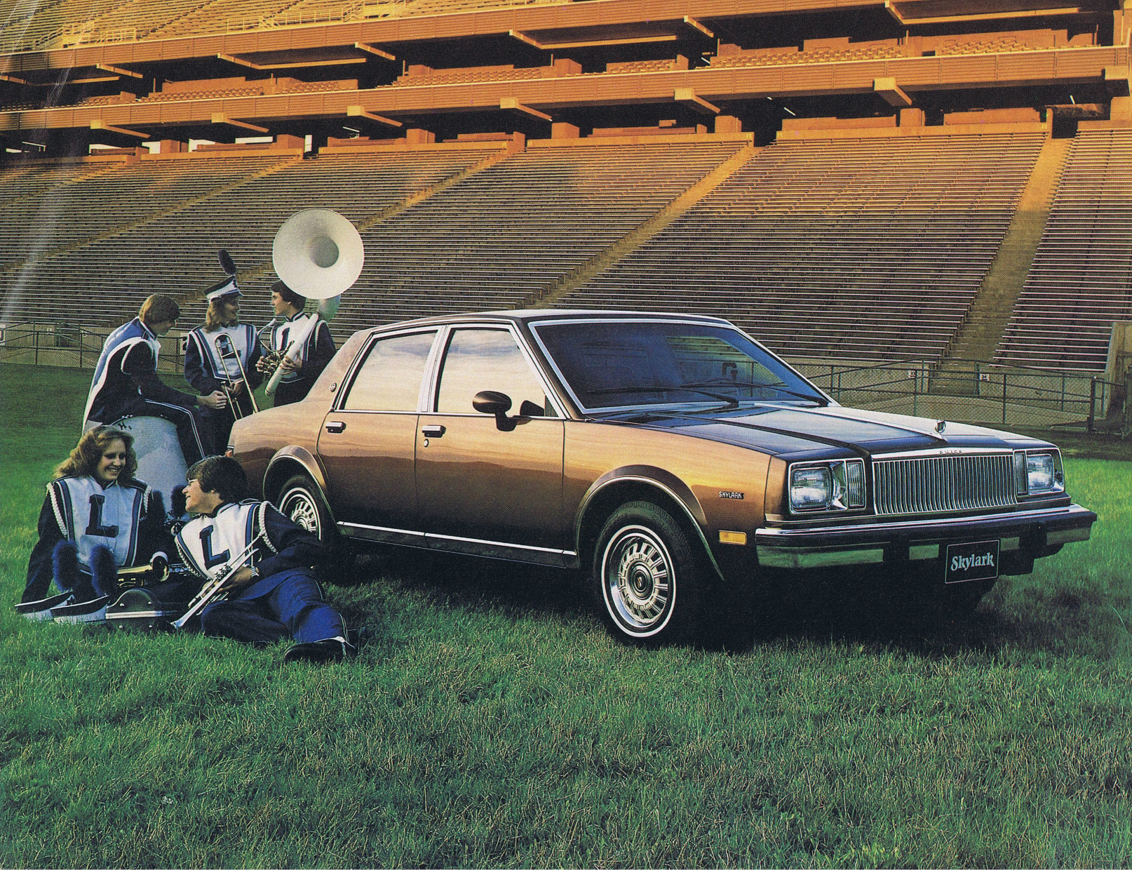 1982 Buick Skylark Original Canada Car Sales Brochure Folder